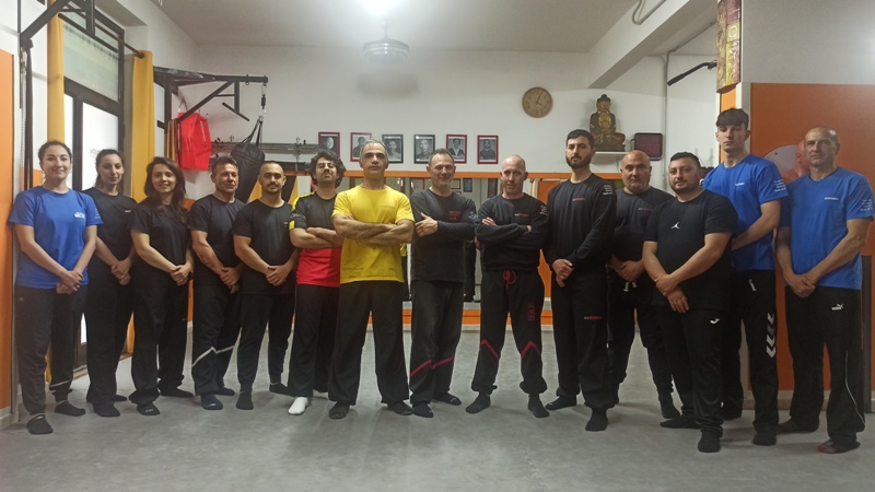kung fu academy di Sifu Salvatore Mezzone, arti marziali wing chun, weng chun, wing tsun, tai chi quan, chi kung, sanda e sport dacombattimento, shaolin cina.jpg (1)